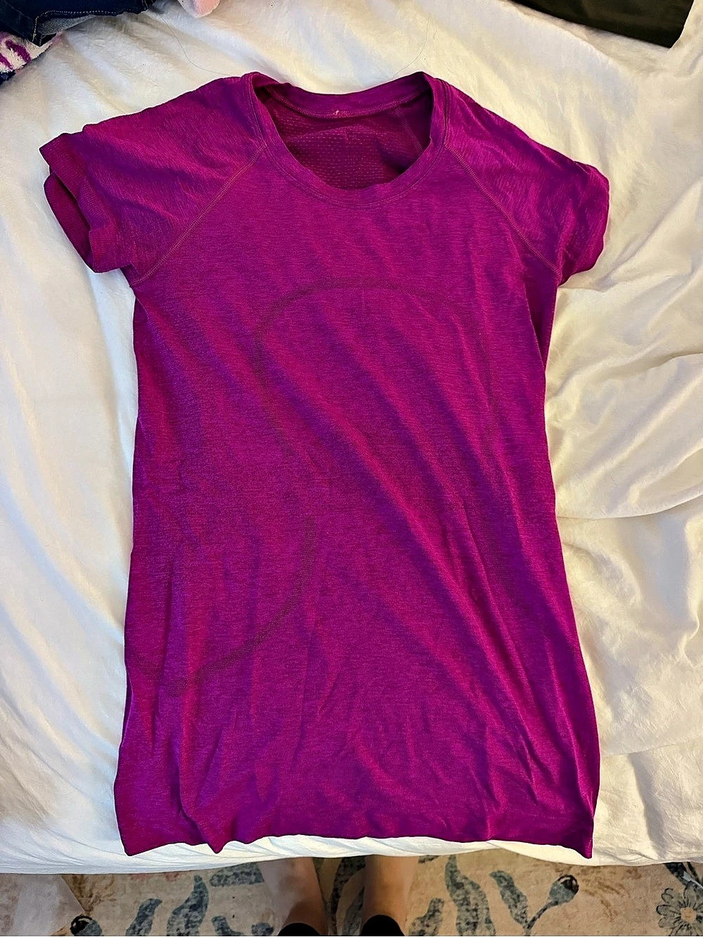 Lululemon Swiftly Tech Short Sleeve Crew Tee in Pink